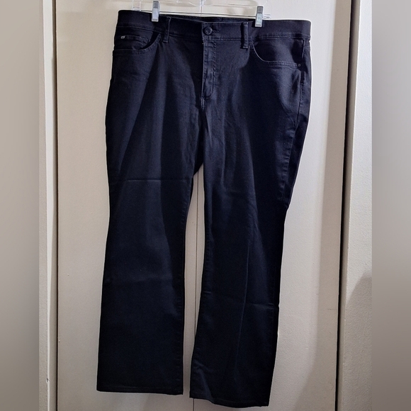 LEE Regular Fit Bootcut Mid Rise Jeans - Picture 1 of 4